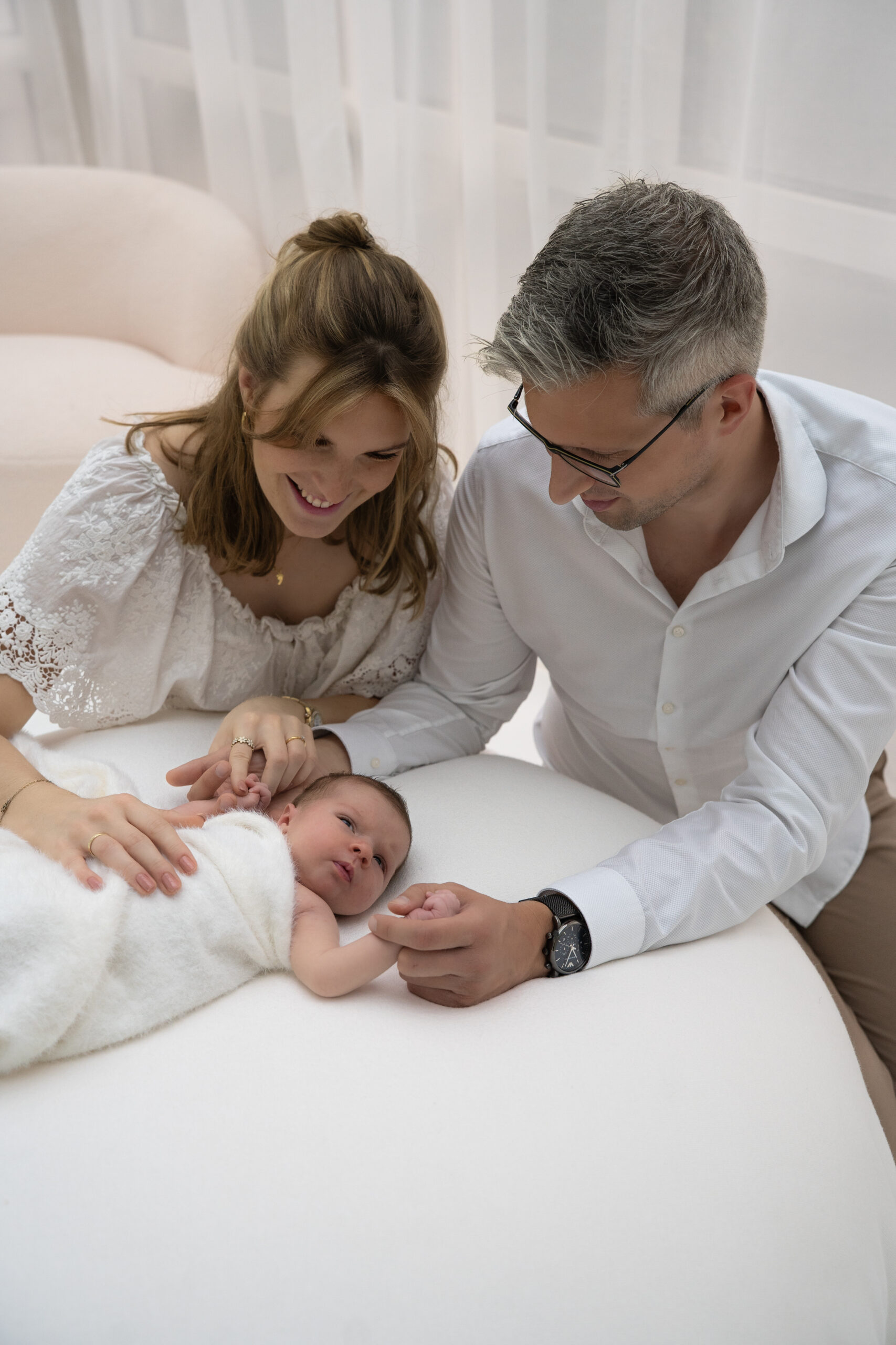 Newbornshooting & Neugeborenenshooting zwischen Stuttgart, Heilbronn & Ludwigsburg (Besigheim, Freiberg, Bönnigheim, Brackenheim, Illsfeld, Mundelsheim, Großbottwar, Aspach, Bietigheim-Bissingen)