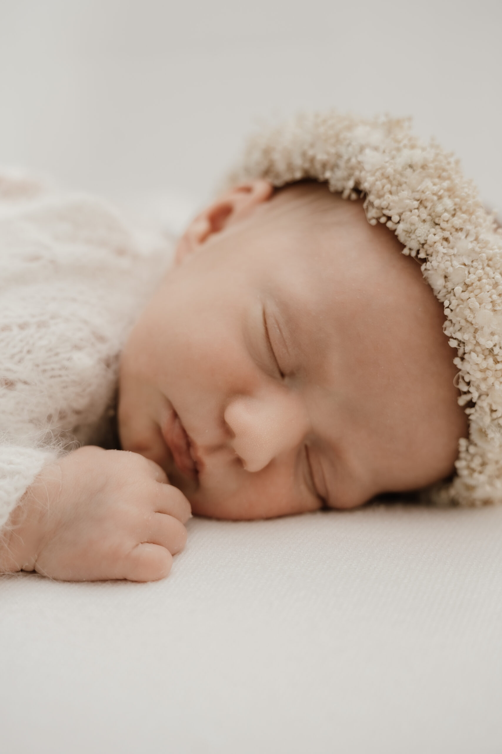 Fotostudio_Babybauchshooting_Familienshooting_Neugeborenenshooting_Stuttgart_Ludwigsburg_Heilbronn_Aspach_Besigheim_Bönnigheim_Mundelsheim_Hessigheim_Illsfeld_Pleidelsheim_Kornwestheim_Sinsheim_Neckarsulm_Fotograf